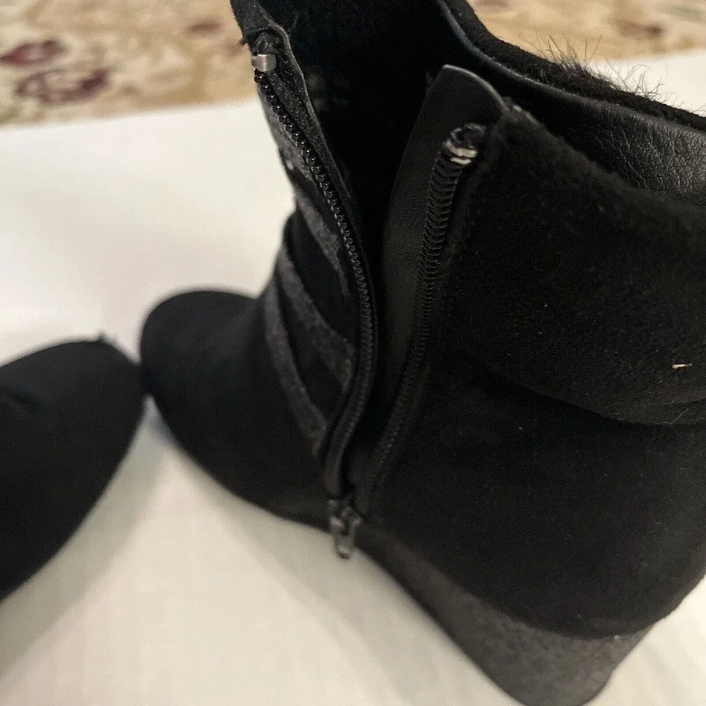 Girls Simply Styled Tansy Dress Boots Size 2M Black Suede